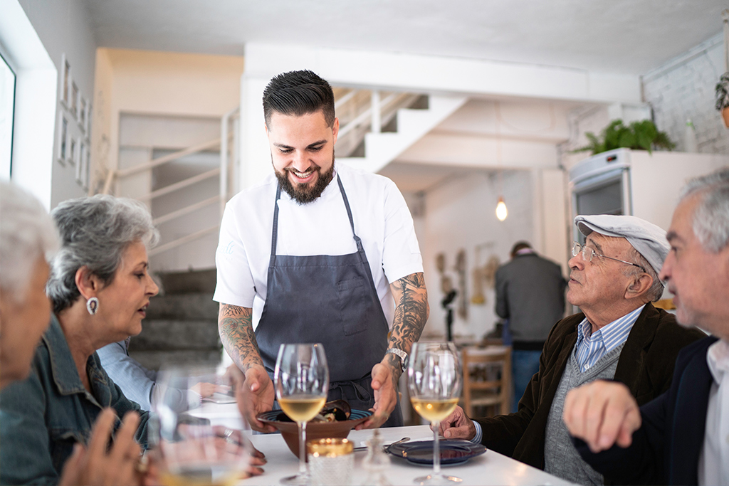 Themed Menus and Restaurant-Style Dining in Senior Living